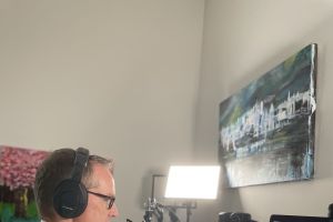 Als die Welt stillstand, ging das erste Gespräch „on air“