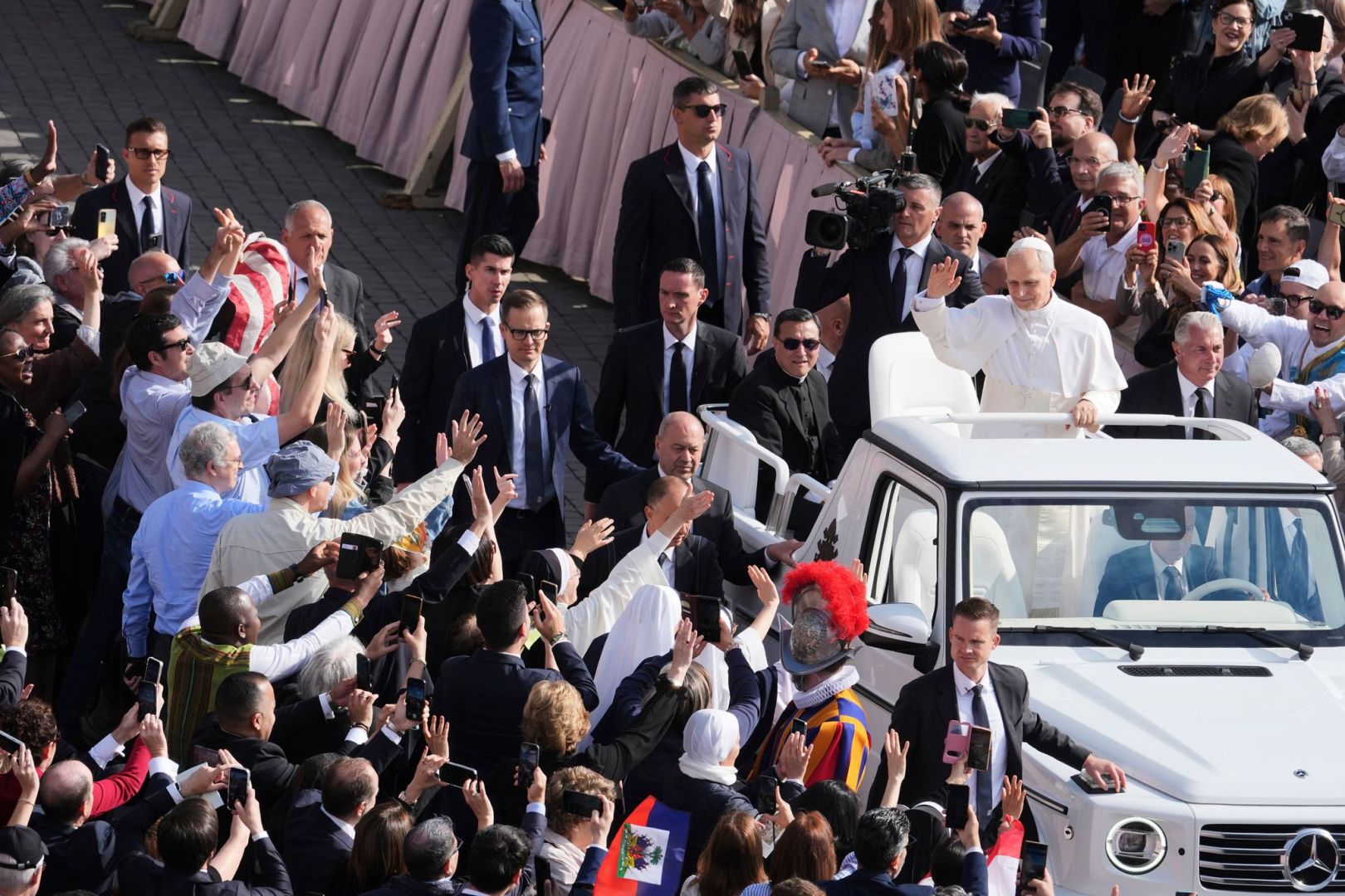 Amtseinführung Papst Leo XIV.