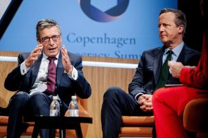  Anders Fogh Rasmussen und James Cameron