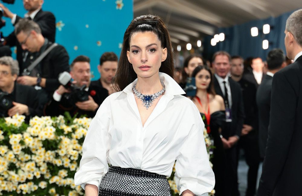 Anne Hathaway hat betont, dass keine Models aus 'Der Teufel trägt Prada 2' gefeuert wurden.