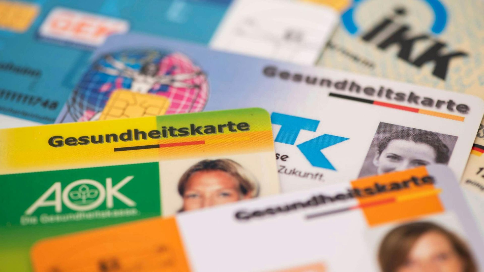 Arbeitgeber fordern radikale Reform der Krankenkassen: Ehepartner zahlen, Praxisgebühr kehrt zurück