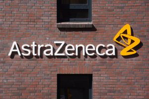AstraZeneca-Aktie steigt: Milliarden-Angriff auf Novo Nordisk