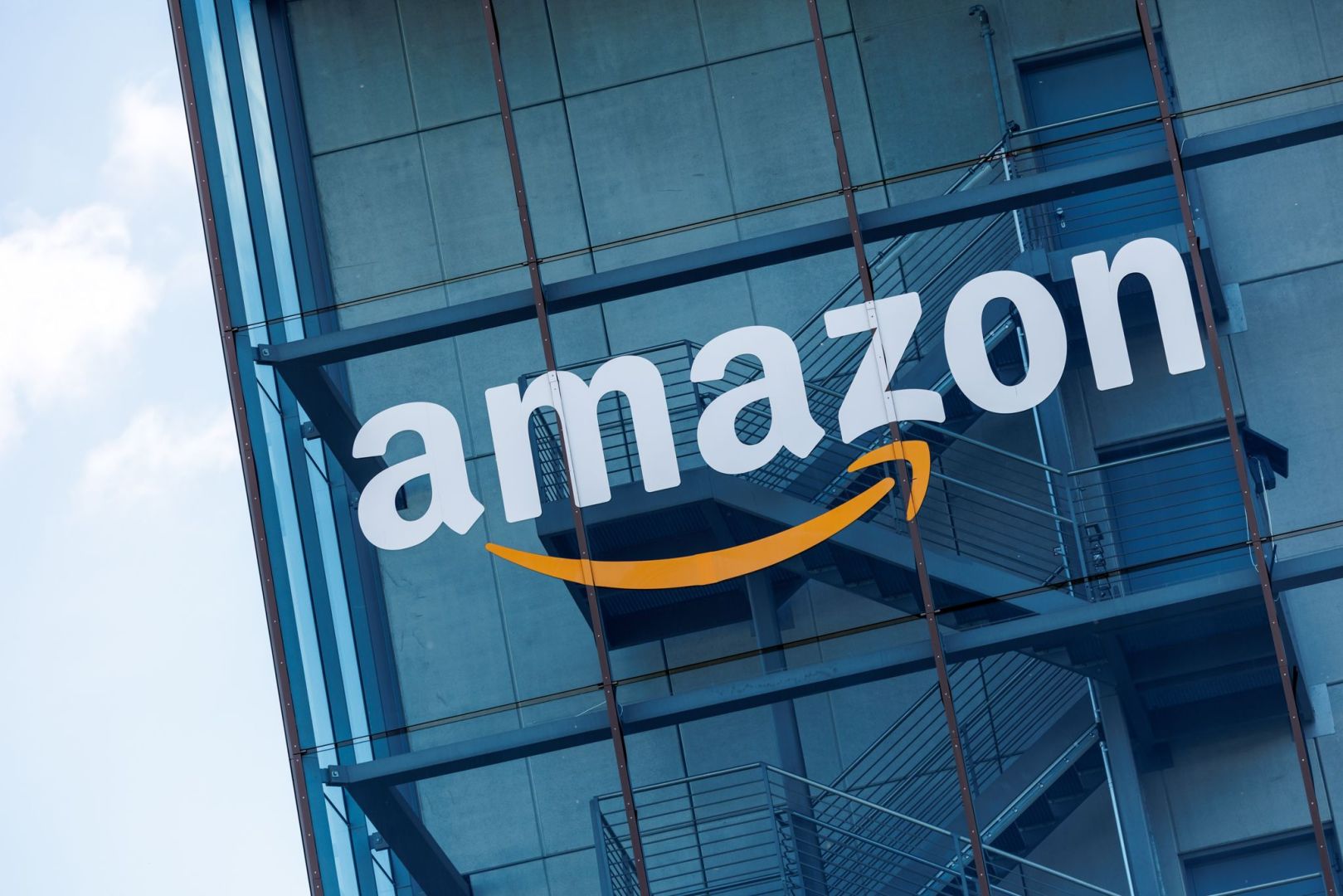 Außenaufnahme vom deutschen Amazon Hauptsitz