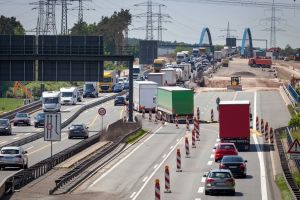 Autobahn-Baustelle: Welche Regeln zu Tempo, Abstand und Rettungsgasse gelten