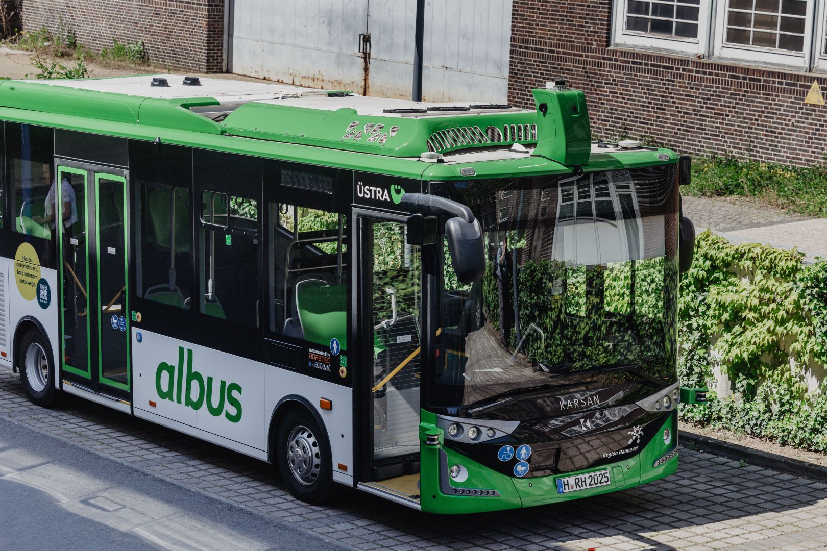 Autonomer Bus startet in der Region Hannover in den Testbetrieb