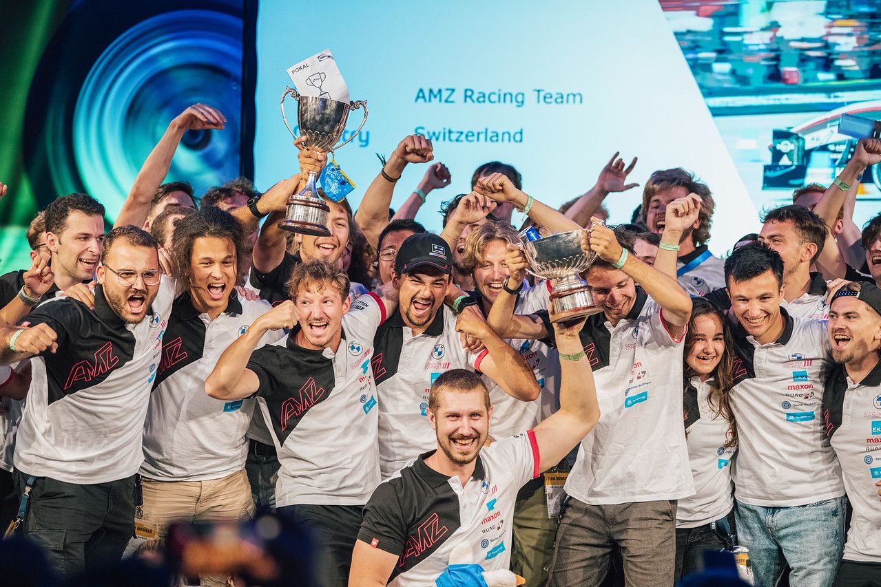 Autonomes Fahren: Hochschul-Teams siegen auf dem Hockenheimring