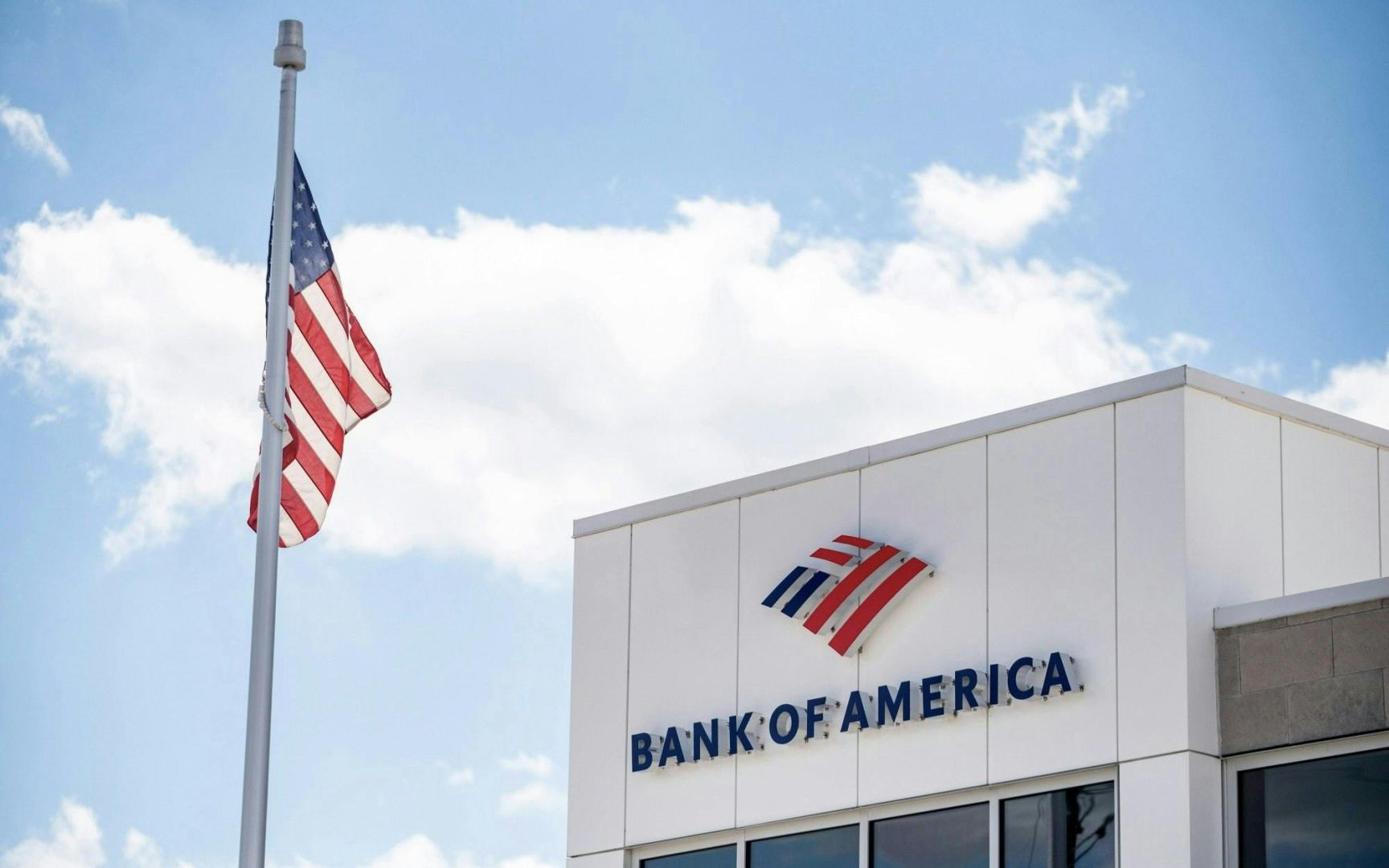Bank of America überrascht mit robustem Quartalsgewinn dank Privatkundengeschäft und starker Trading-Erträge