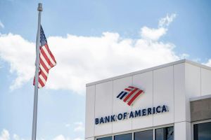 Bank of America zwingt Mitarbeiter zur Schlichtung: Was steckt hinter der neuen Regelung?