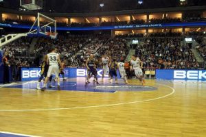 Basketball-Spiel (Archiv)