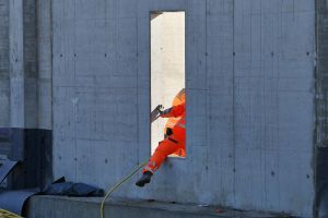 Bauarbeiter auf Baustelle (Archiv)