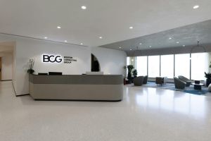 BCG in der Kritik: Beratungsarbeit zu Gaza-Umsiedlungsplänen zieht interne Krise nach sich