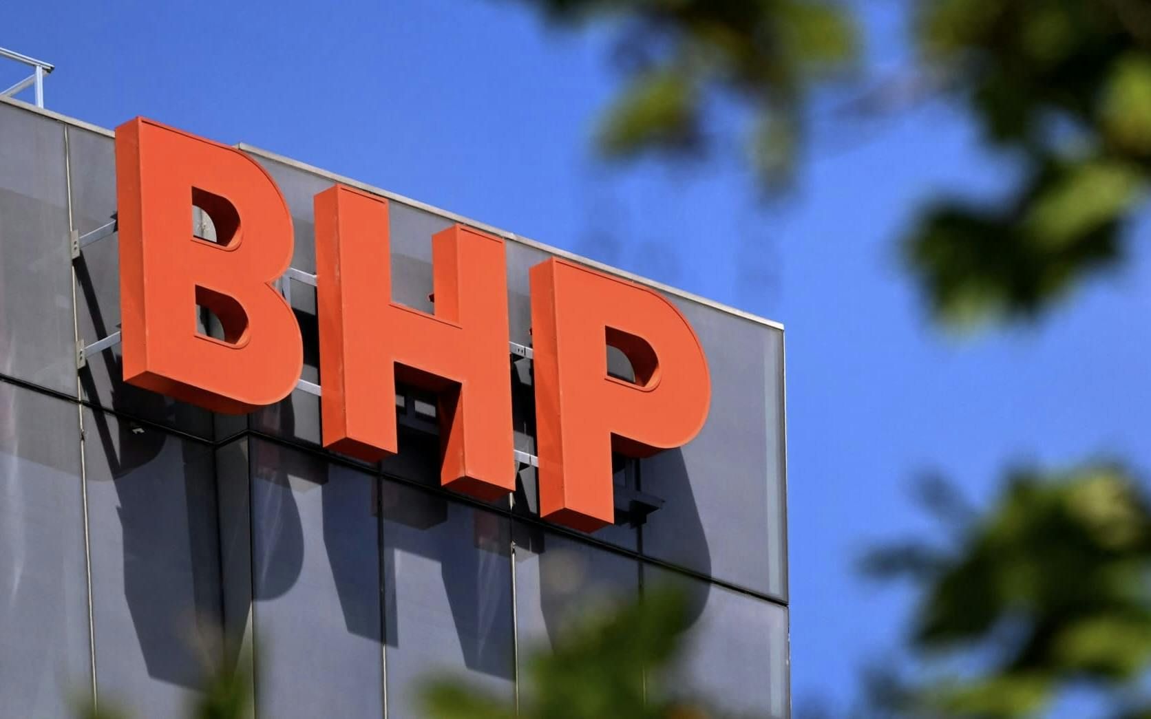 BHP meldet Gewinneinbruch – niedrigster Jahresüberschuss seit 2020