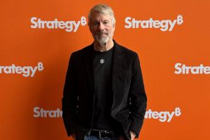 Bitcoin als Geschäftsmodell – Wie Michael Saylor den Finanzmarkt radikalisiert