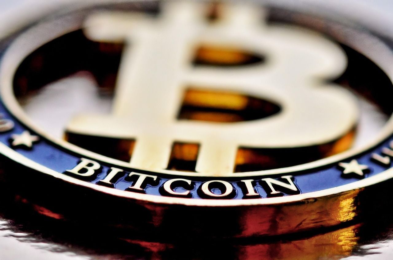 bitcoin, crypto, finance, coin, money, currency, cryptocurrency, blockchain, investment, closeup