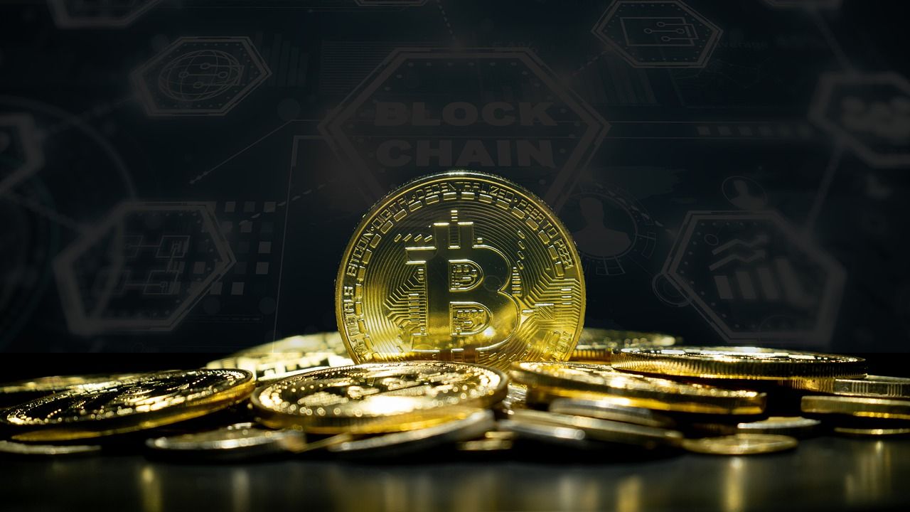 bitcoin, cryptocurrency, blockchain, digital, investment