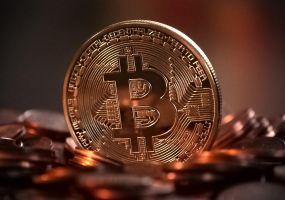 bitcoin, cryptocurrency, digital, money, electronic, coin, virtual, cash, payment, currency