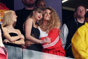 Blake Lively soll Taylor Swift gebeten haben, ihre Textnachrichten zu löschen.