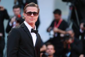 Brad Pitt glaubt, dass er den Moment für eine homosexuelle Erfahrung 'verpasst' hat.