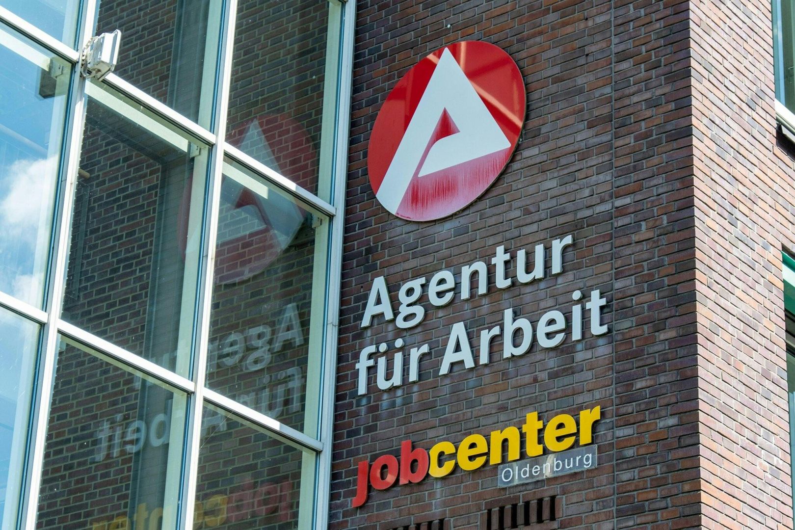 Bürgergeld treibt Kosten der Arbeitslosigkeit in Deutschland