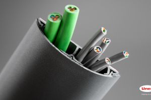 Büroarbeitsplätze mit dem Bodenkanal 74 modernisieren