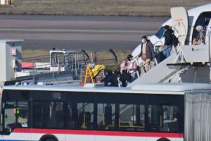 Bundesregierung holt erneut Afghanen nach Deutschland – trotz offiziellem Aufnahmestopp