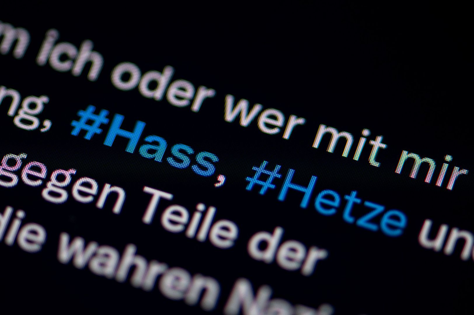 Bundesweite Polizeiaktion gegen Hasspostings