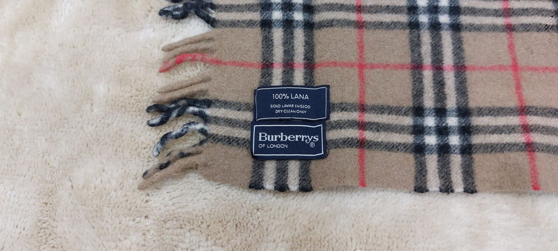 Burberry taumelt weiter – aber fällt nicht