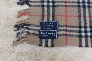 Burberry taumelt weiter – aber fällt nicht