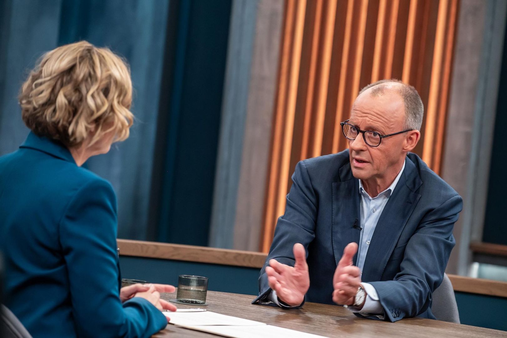 Caren Miosga und Friedrich Merz am 03.05.2026