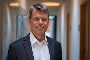 Caspar Baumgart bis 2030 als WEMAG-Vorstand bestätigt