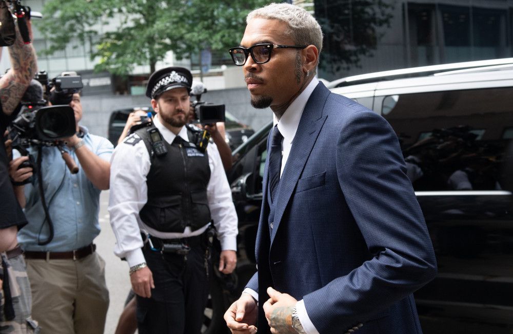 Chris Brown ist zum vierten Mal Vater geworden.