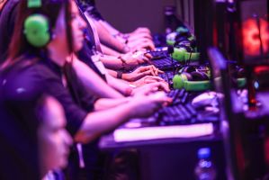Computerspielerinnen bei der Gamescom