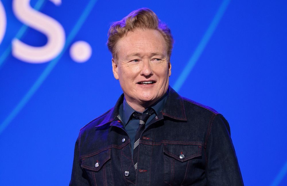 Conan O'Brien wurde gesagt, dass er für seine Rolle beim Töpfchen-Training in 'Toy Story 5' 'nicht schauspielern muss'..