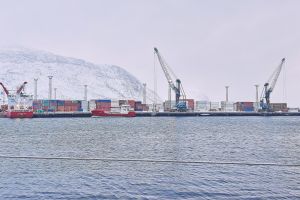 Container im Hafen von Nuuk auf Grönland (Archiv)
