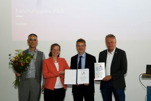 Das Fraunhofer IZM zeichnet Dr. Lutz Stobbe mit dem Forschungspreis 2025 aus