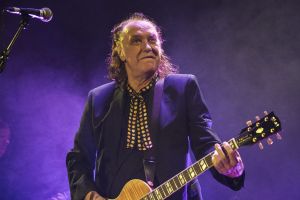 Dave Davies von The Kinks - 2015 - Photoshot - on stage