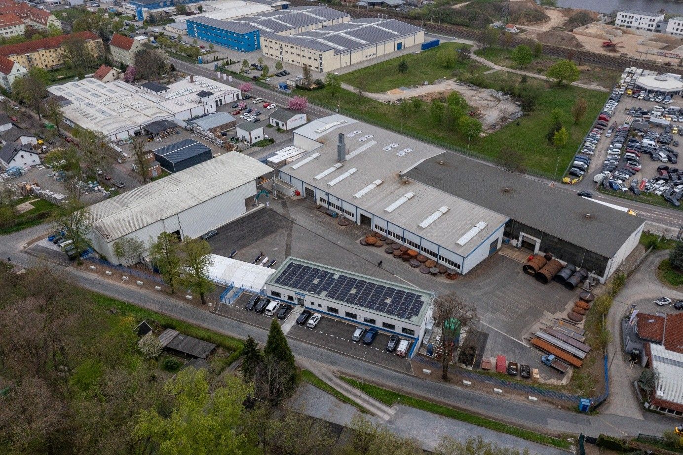 Dehoust GmbH weiht neues Büro- und Sozialgebäude in Heidenau/Sachsen ein