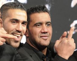 Der Rapper Bushido (l) posiert mit Arafat Abou-Chaker 