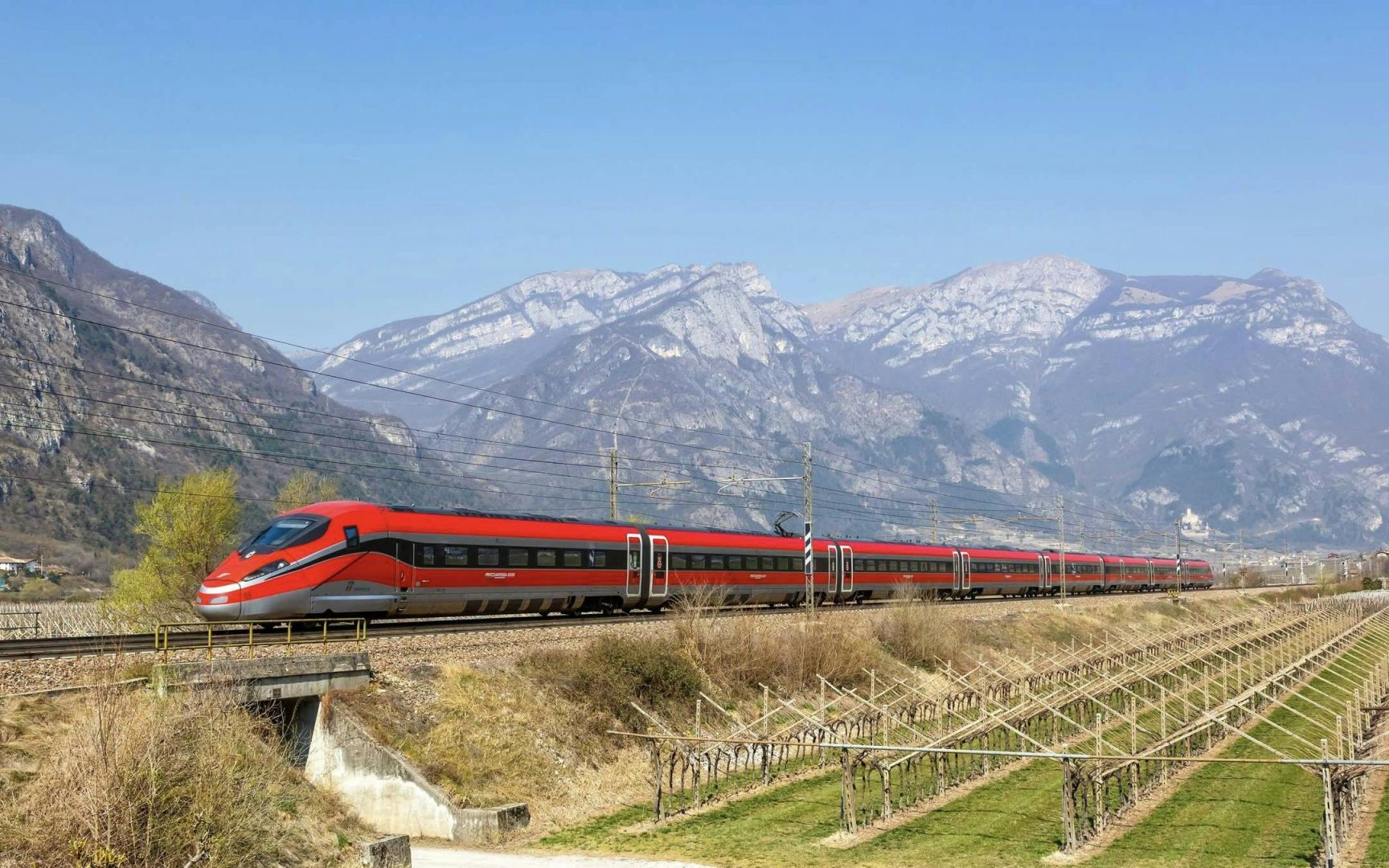 Deutsche Bahn bringt italienische Hochgeschwindigkeitszüge auf die Schiene – Direktverbindung München–Rom ab 2026