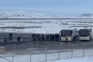 Deutsches Bundeswehr-Team kommt abends auf Grönland an