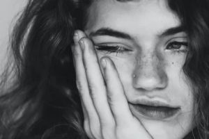 Dicke Backe: Ursachen, Symptome & Behandlung von Schwellungen im Gesichtsbereich