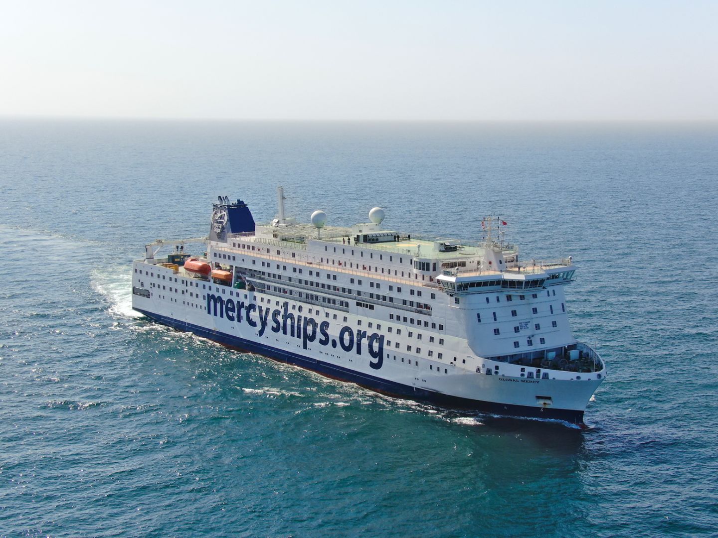 Die Global Mercy kommt nach Ghana