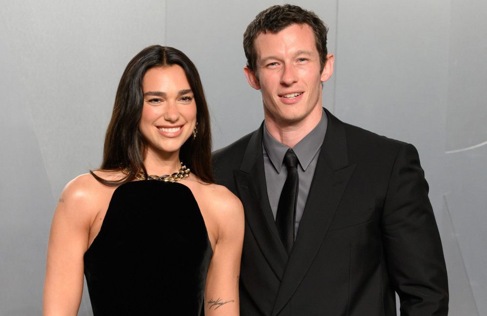 Die luxuriöse Hochzeit von Dua Lipa und Callum Turner in Palermo hat Einwohner der italienischen Stadt verärgert. Einige haben Plakate aufgehängt, auf denen steht, dass die sizilianische Hauptstadt 'nicht zu vermieten' sei.