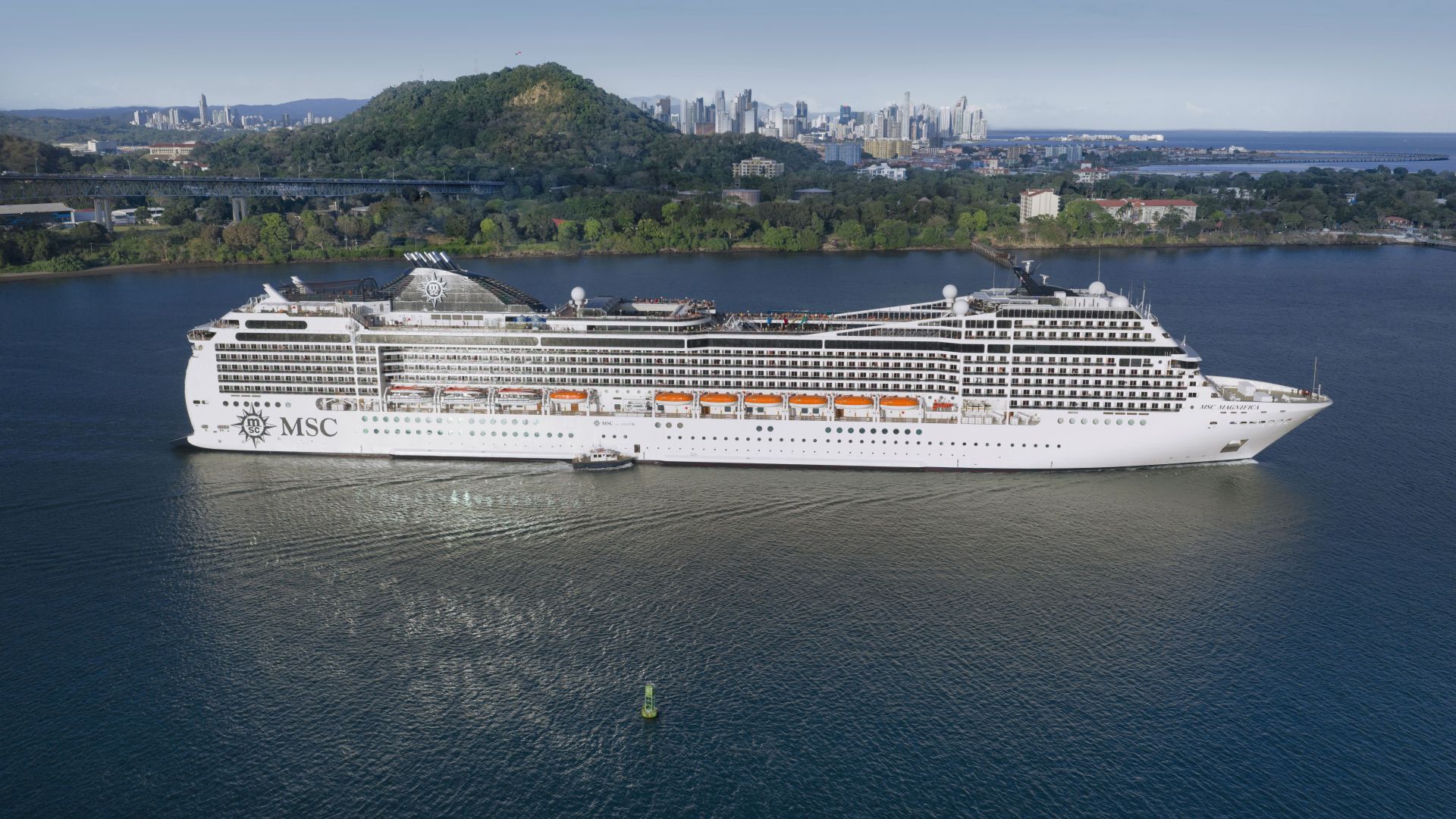 Die MSC Magnifica durchquerte während der World Cruise 2026 den Panamakanal