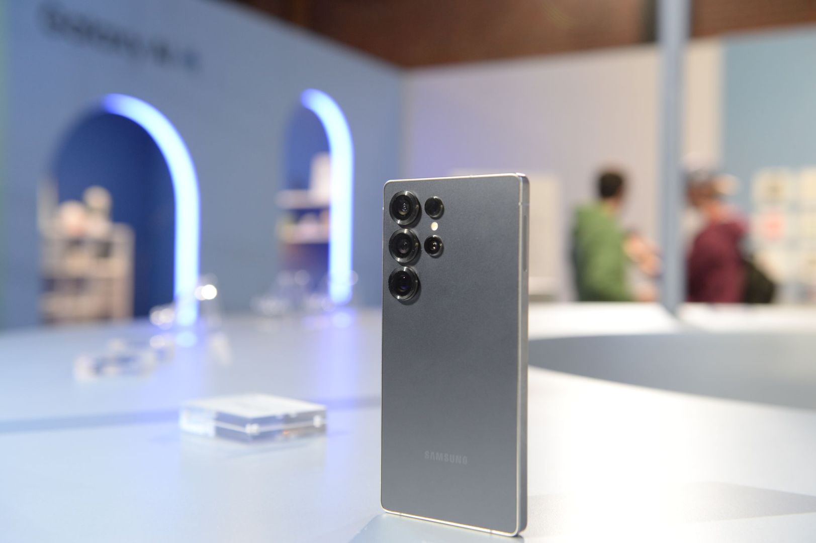 Die Rückseite des Samsung Galaxy S25 Ultra