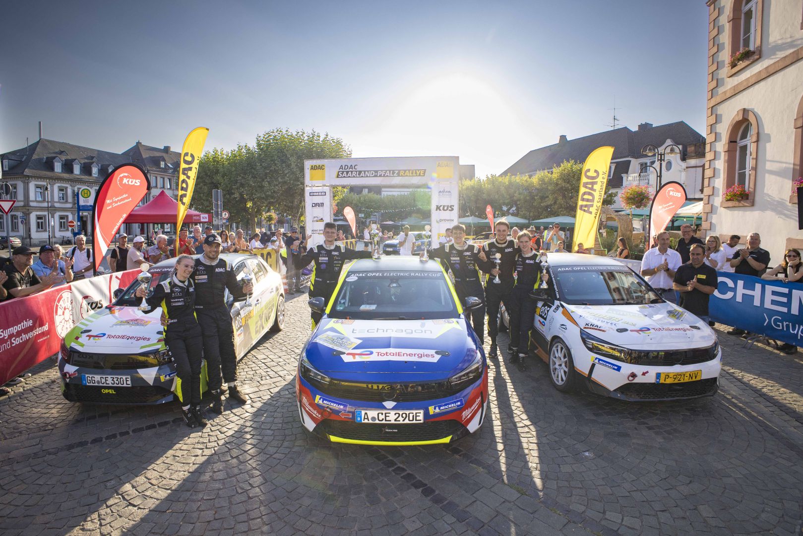 Die Spannung im ADAC Opel Electric Rally Cup „powered by GSE“ steigt