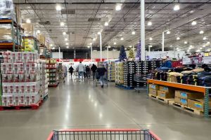 Die stille Pleitewelle: Warum Deutschlands Billigshops massenhaft kippen