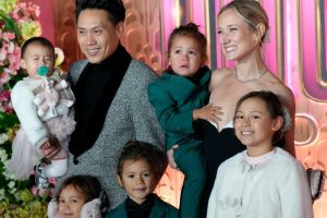 Die Tochter von Jon M. Chu hat begonnen, einen 'Wicked'-Spin-off-Film zu schreiben.