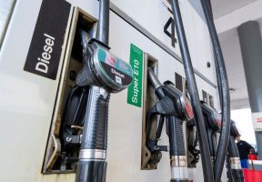 Diesel wieder billiger als E10