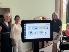 Digital, aktiv, lebendig: ASB-Tagespflege Eimsbüttel führt innovativen CareTable ein